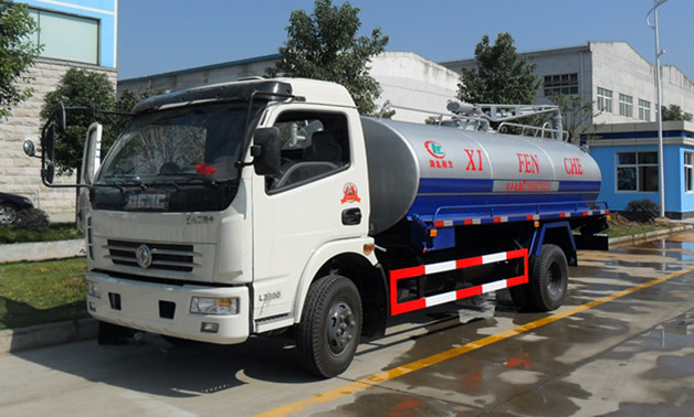東風多利卡5方藍牌吸糞車,吸糞車工作原理,